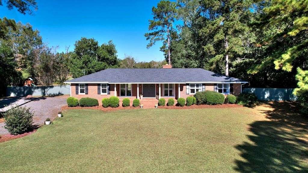 3 Acres of Residential Land with Home for Sale in Leesburg, Georgia