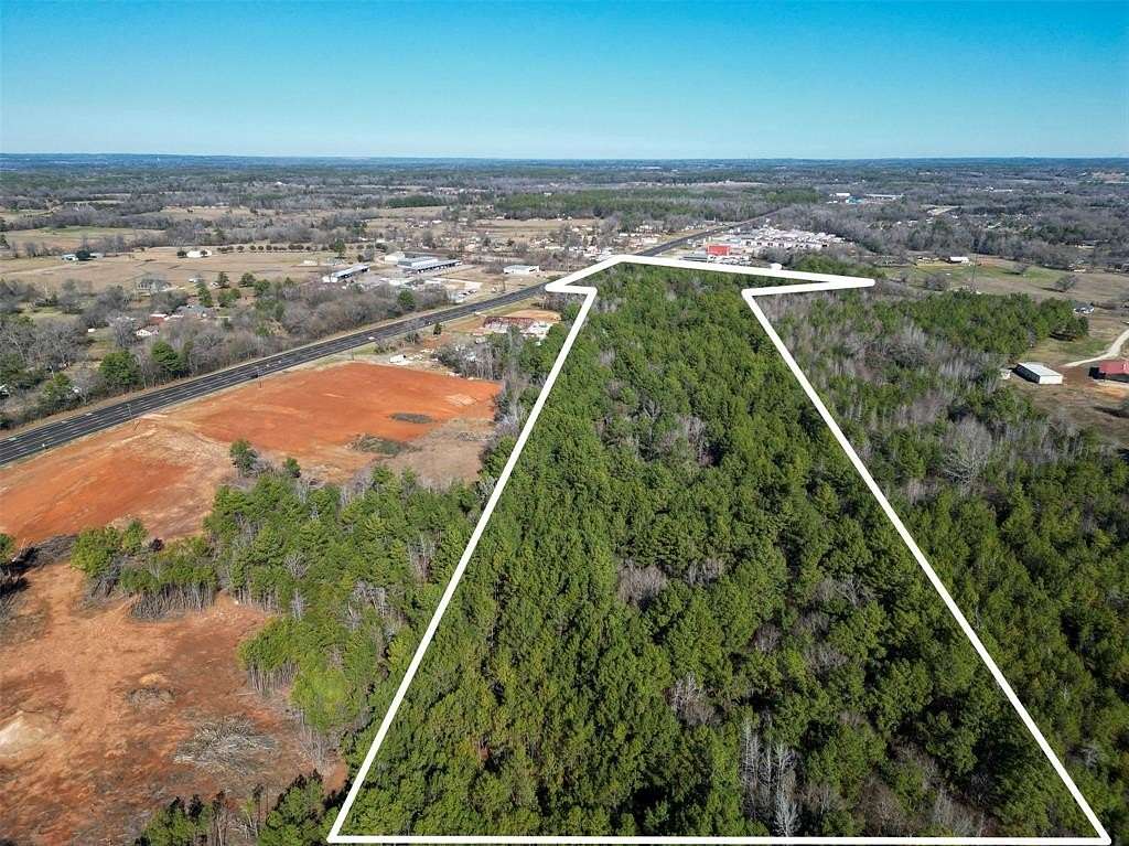 27.965 Acres of Land for Sale in Flint, Texas