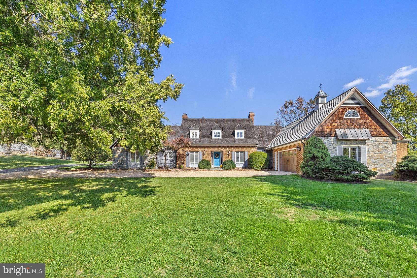 409 Acres of Agricultural Land with Home for Sale in Linden, Virginia