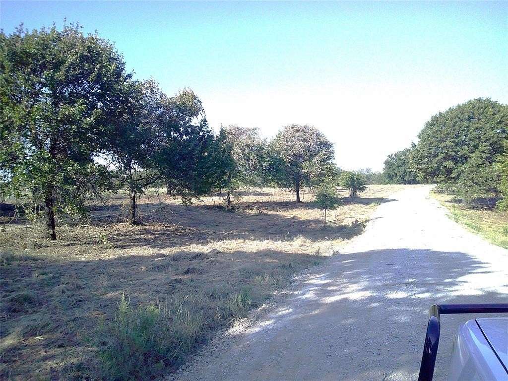 41 Acres of Agricultural Land for Sale in Paradise, Texas