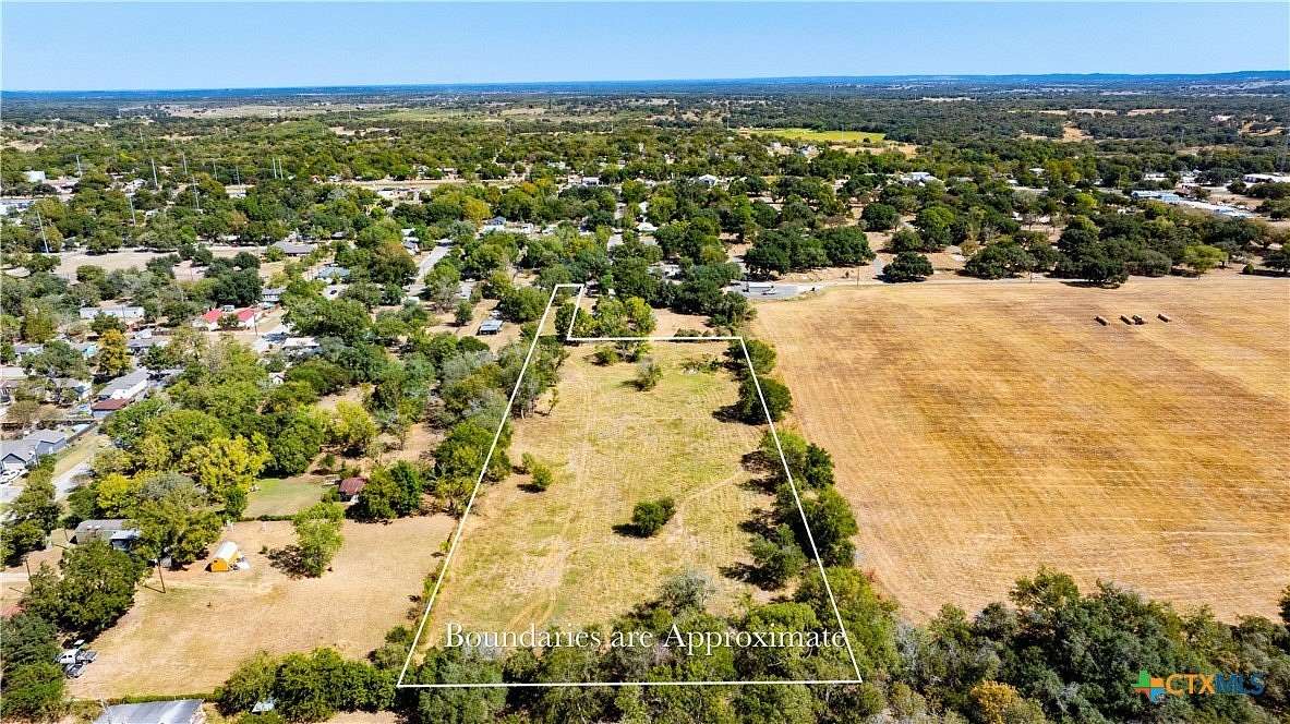 3.987 Acres of Residential Land for Sale in Luling, Texas