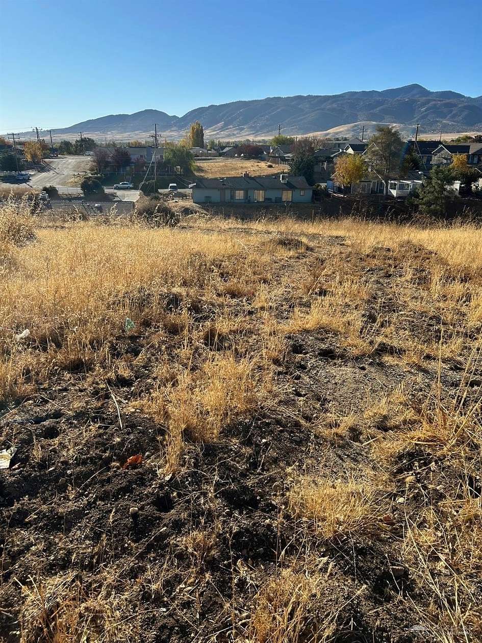 0.36 Acres of Residential Land for Sale in Tehachapi, California