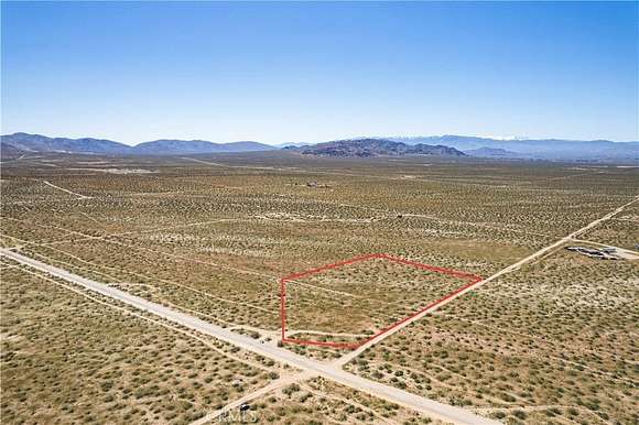 3.457 Acres of Land for Sale in Apple Valley, California