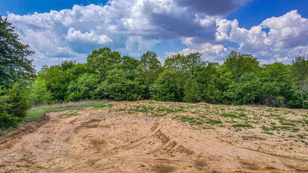 8.39 Acres of Land for Sale in Weatherford, Texas