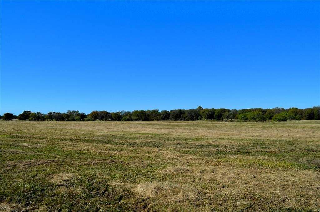 15 Acres of Land for Sale in Mabank, Texas