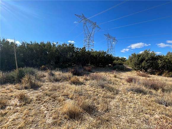 5 Acres of Land for Sale in Hesperia, California