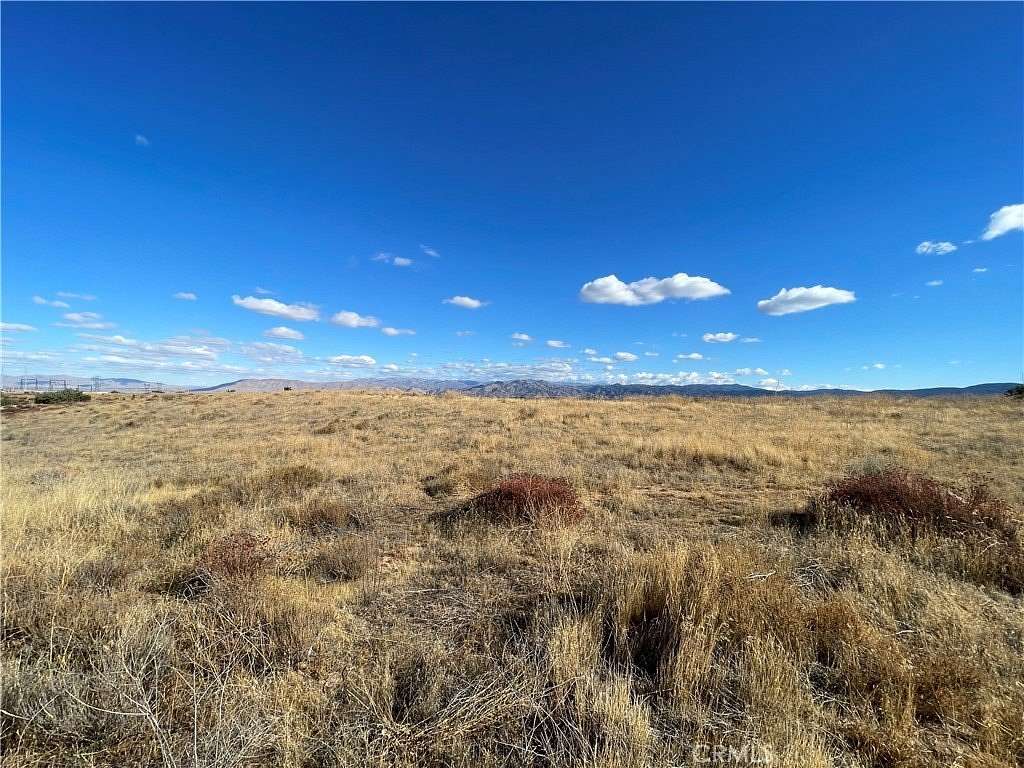 4.5 Acres of Land for Sale in Hesperia, California