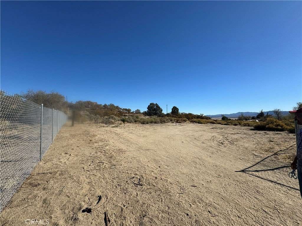 2.5 Acres of Residential Land for Sale in Anza, California