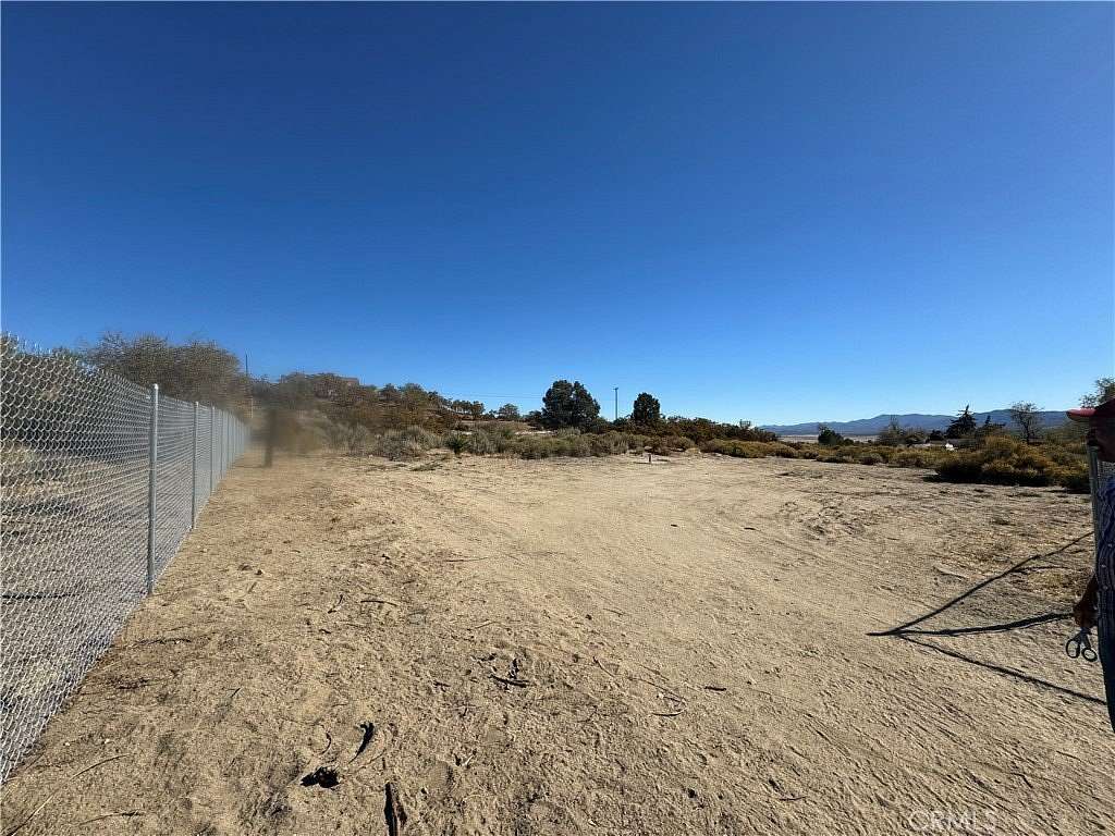 2.5 Acres of Residential Land for Sale in Anza, California