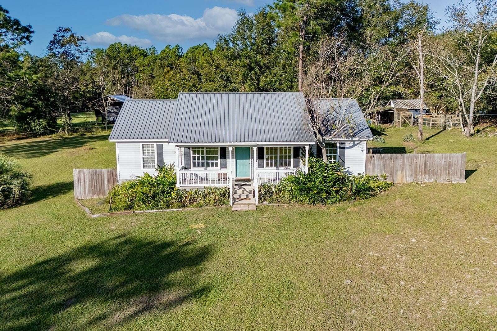 2.02 Acres of Residential Land with Home for Sale in Melrose, Florida