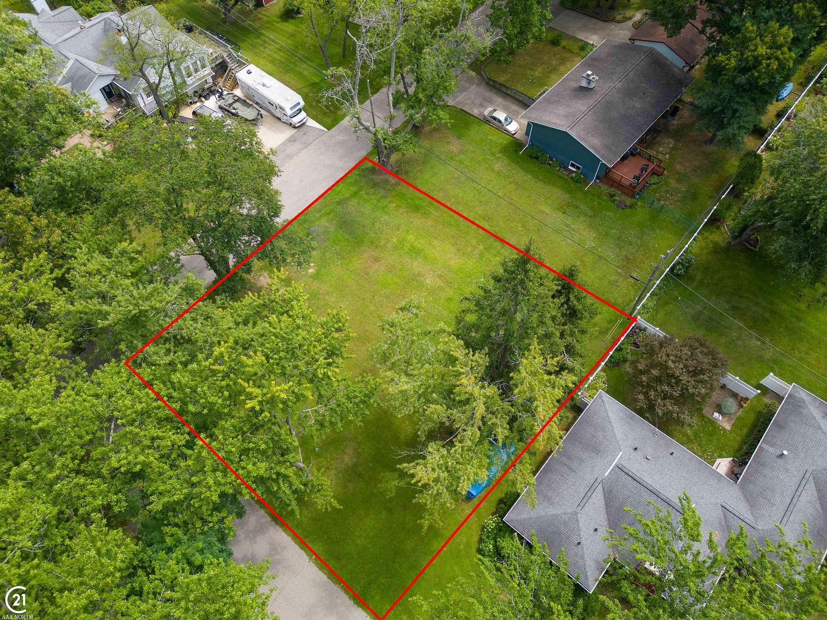 0.23 Acres of Residential Land for Sale in West Bloomfield, Michigan