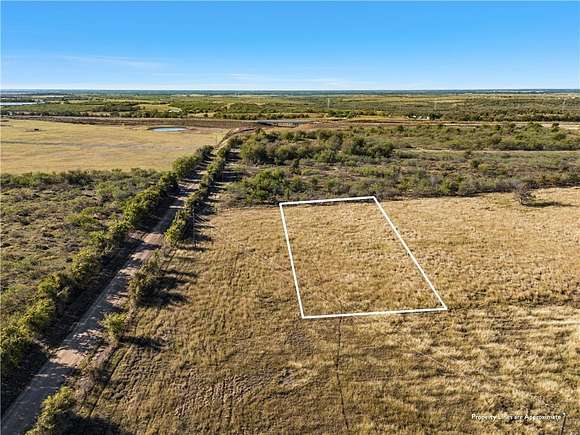 0.754 Acres of Residential Land for Sale in Rogers, Texas