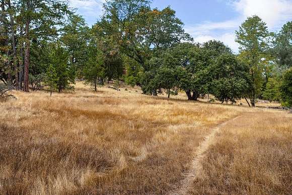 5.28 Acres of Residential Land for Sale in Mariposa, California