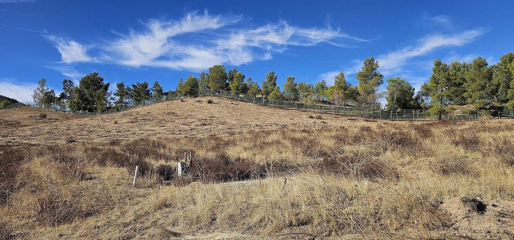 5 Acres of Land for Sale in Agua Dulce, California