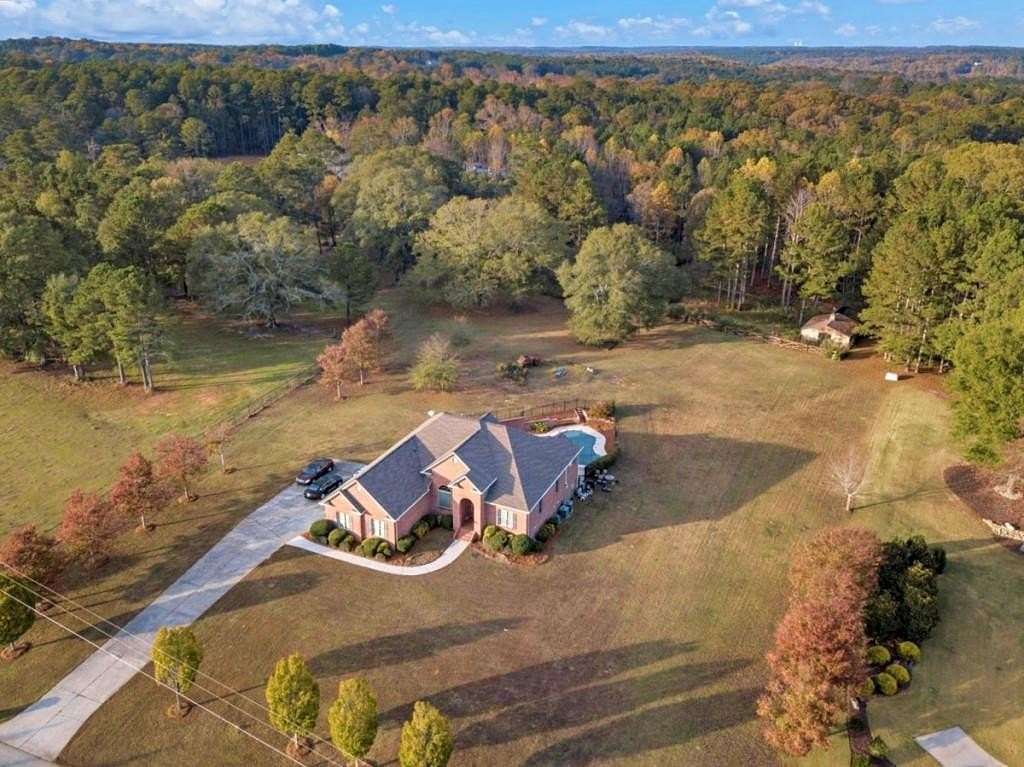 5.74 Acres of Residential Land with Home for Sale in Covington, Georgia