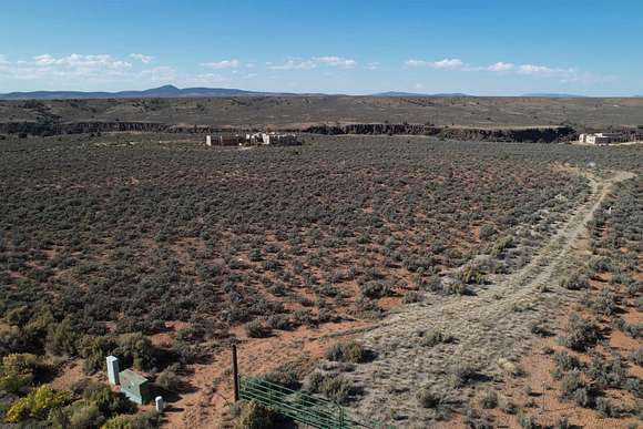 3 Acres of Residential Land for Sale in Ranchos de Taos, New Mexico