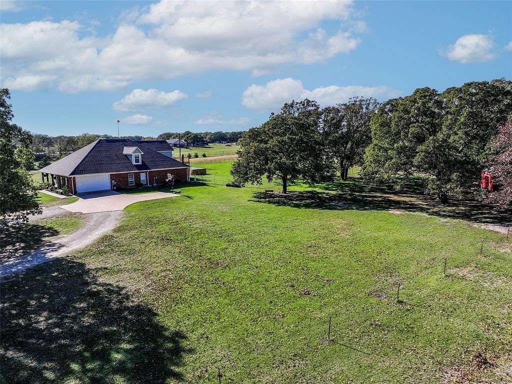 4.55 Acres of Residential Land with Home for Sale in Poetry, Texas