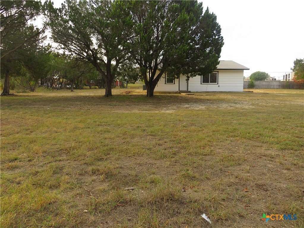 2.59 Acres of Residential Land with Home for Sale in Copperas Cove, Texas