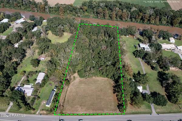 4.65 Acres of Residential Land for Sale in Jeanerette, Louisiana