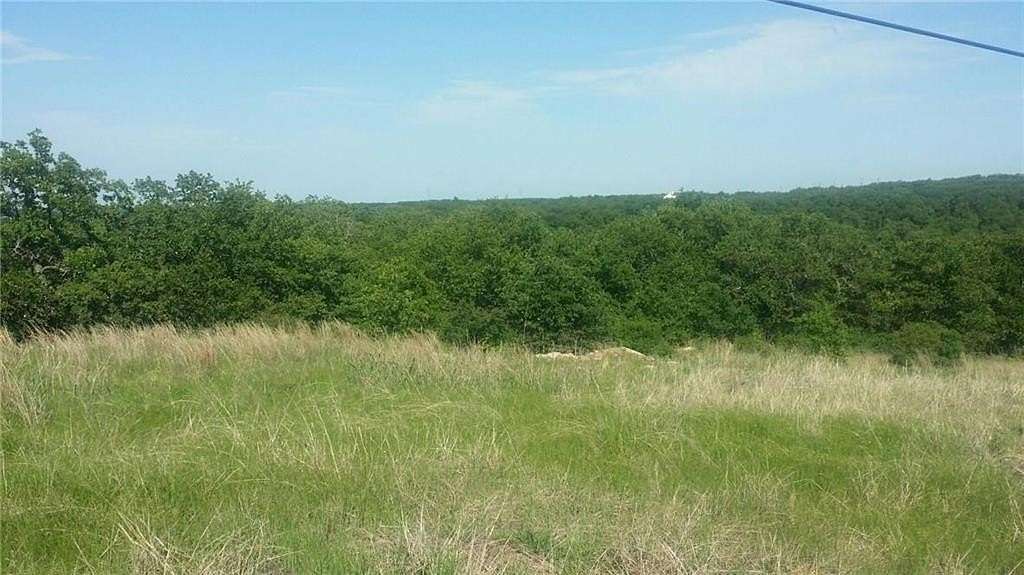 2.01 Acres of Land for Sale in Bowie, Texas