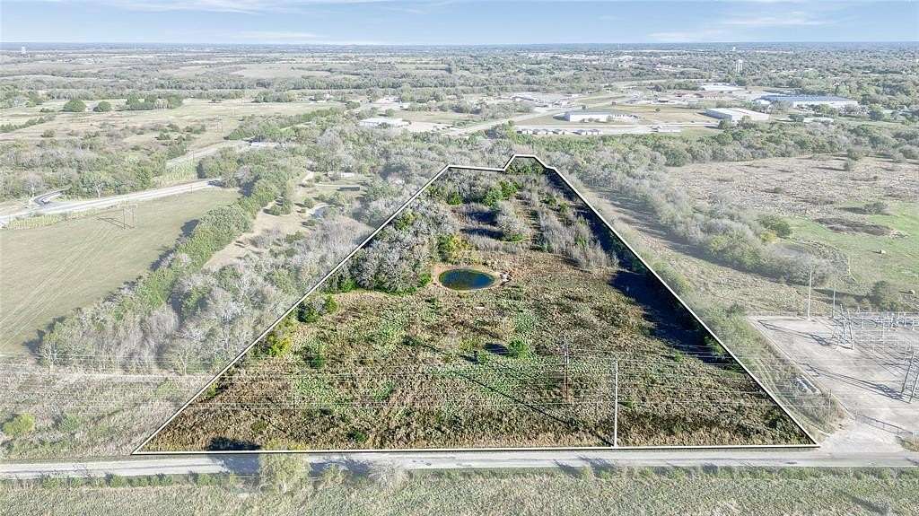 10.568 Acres of Recreational Land for Sale in Bonham, Texas