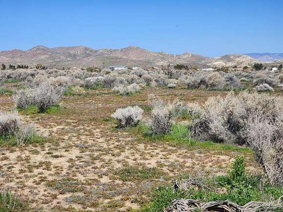 2.5 Acres of Residential Land for Sale in North Edwards, California