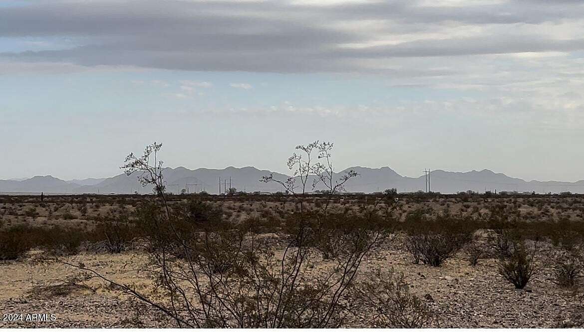 2.5 Acres of Residential Land for Sale in Tonopah, Arizona