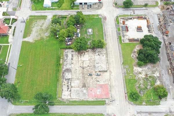 0.6 Acres of Residential Land for Sale in Beaumont, Texas