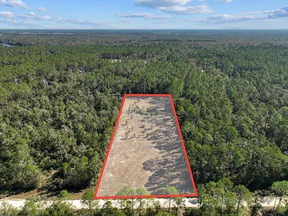 3.01 Acres of Residential Land for Sale in Old Town, Florida