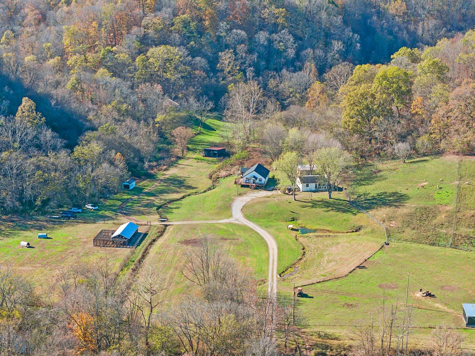 338 Acres of Land with Home for Sale in Lynnville, Tennessee