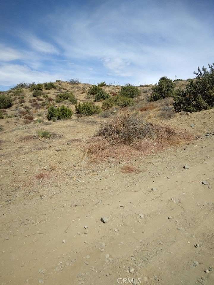 5.096 Acres of Land for Sale in Acton, California