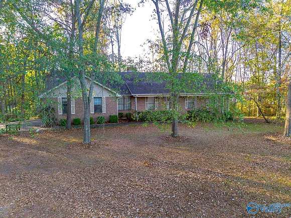 4.4 Acres of Residential Land with Home for Sale in Decatur, Alabama