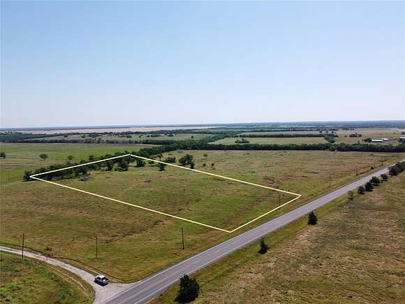 10.88 Acres of Land for Sale in Celeste, Texas