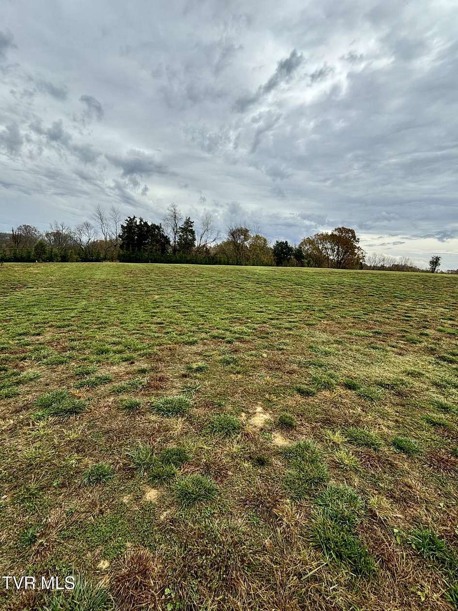 1 Acre of Residential Land for Sale in Piney Flats, Tennessee