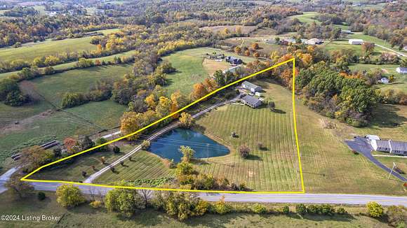 5 Acres of Residential Land with Home for Sale in Smithfield, Kentucky