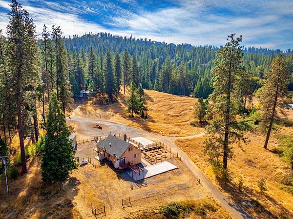 480 Acres of Recreational Land with Home for Sale in Groveland, California