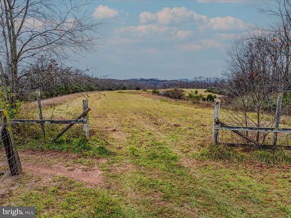 25.8 Acres of Agricultural Land for Sale in Berkeley Springs, West Virginia