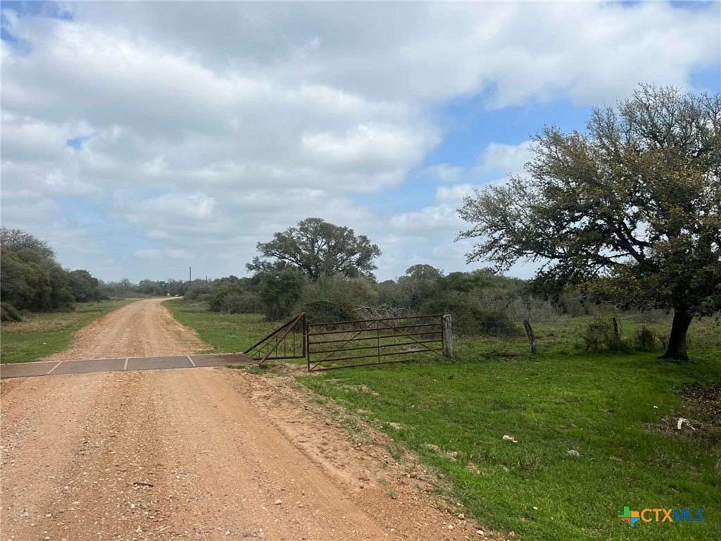 370.68 Acres of Land for Sale in Hallettsville, Texas