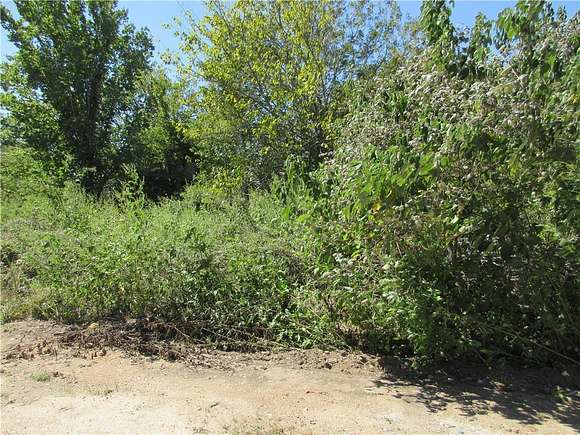 0.15 Acres of Residential Land for Sale in Marlin, Texas