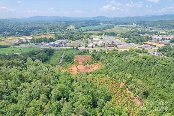 23.2 Acres of Mixed-Use Land for Sale in Murphy, North Carolina