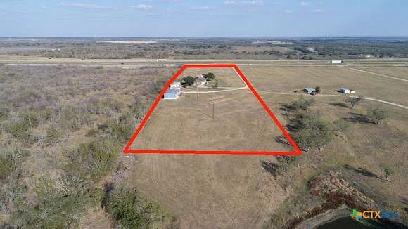 6.015 Acres of Residential Land with Home for Sale in Lockhart, Texas