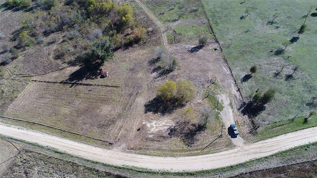 10.08 Acres of Land for Sale in Kerens, Texas