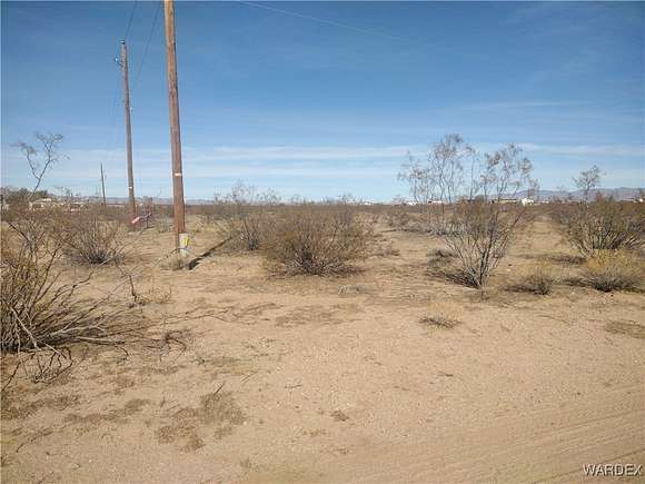 1.26 Acres of Residential Land for Sale in Golden Valley, Arizona