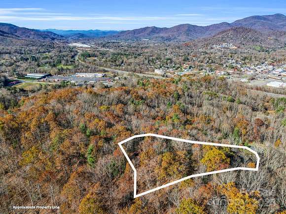 1.046 Acres of Residential Land for Sale in Black Mountain, North Carolina