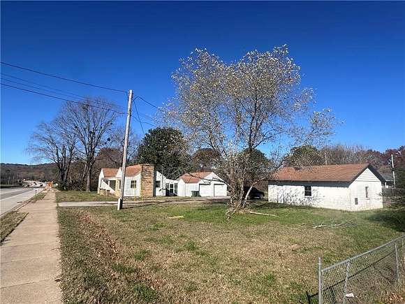 0.97 Acres of Residential Land for Sale in Fayetteville, Arkansas