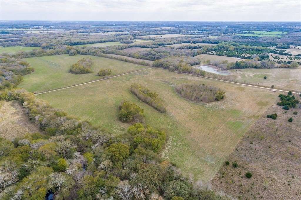 26 Acres of Land for Sale in Trenton, Texas