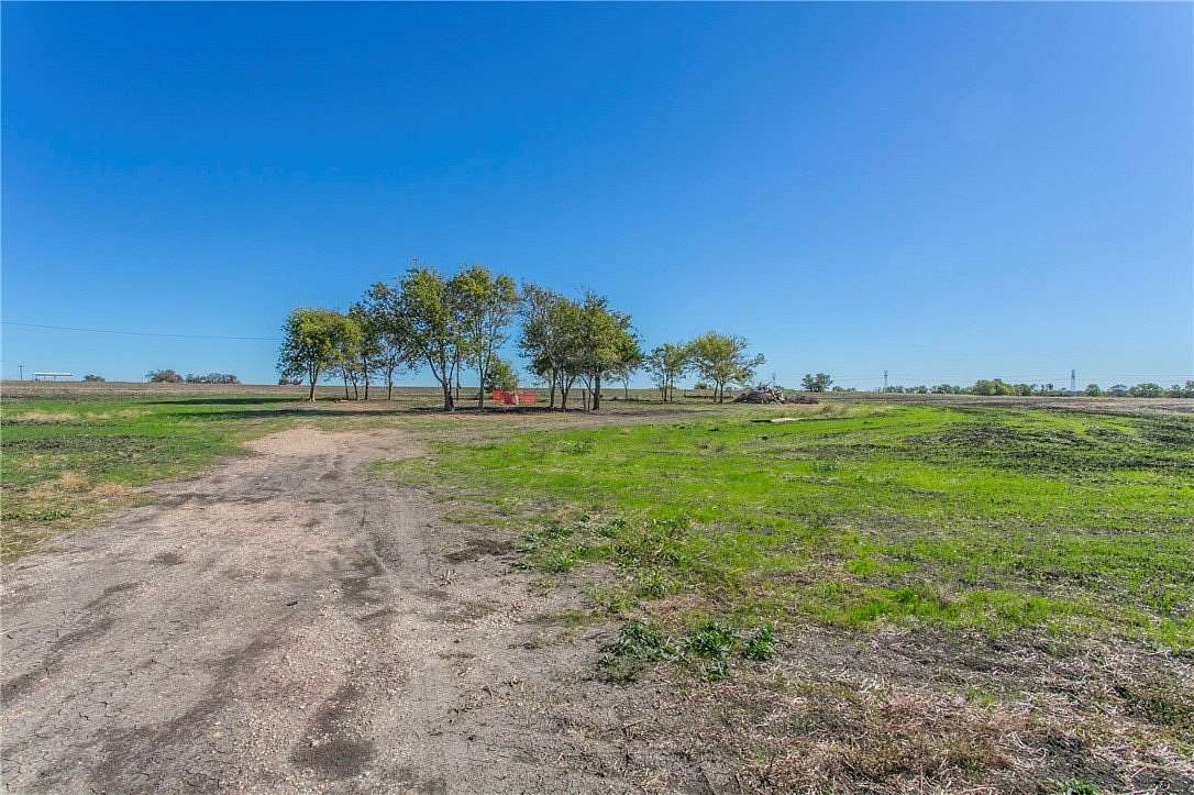 51 Acres of Agricultural Land for Sale in Burlington, Texas