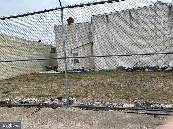 0.06 Acres of Mixed-Use Land for Sale in Philadelphia, Pennsylvania
