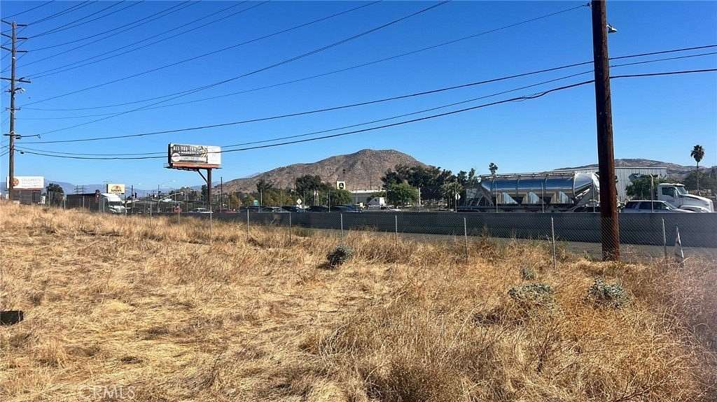 1.21 Acres of Commercial Land for Sale in Riverside, California