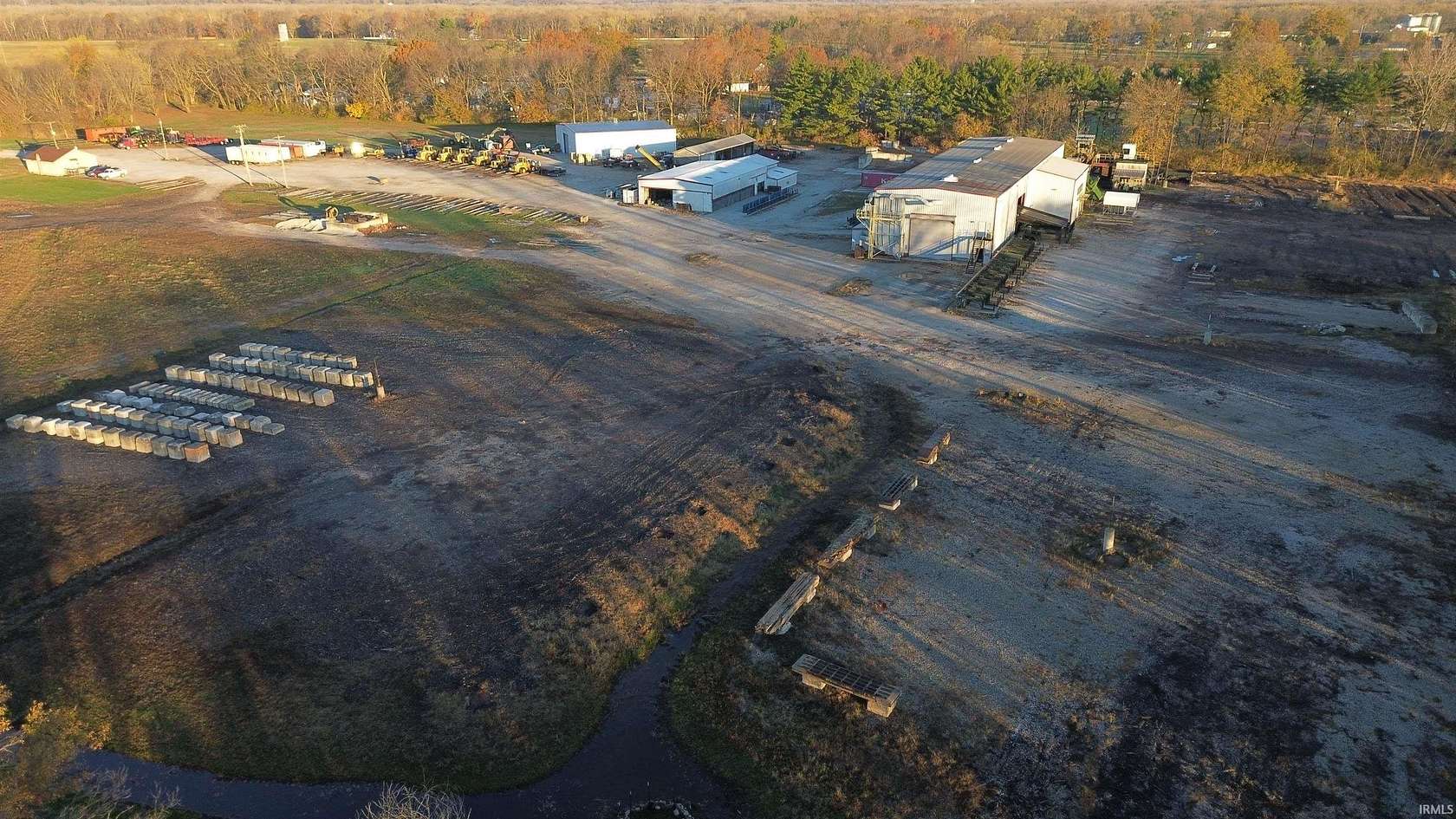 29 Acres of Commercial Land for Sale in Terre Haute, Indiana